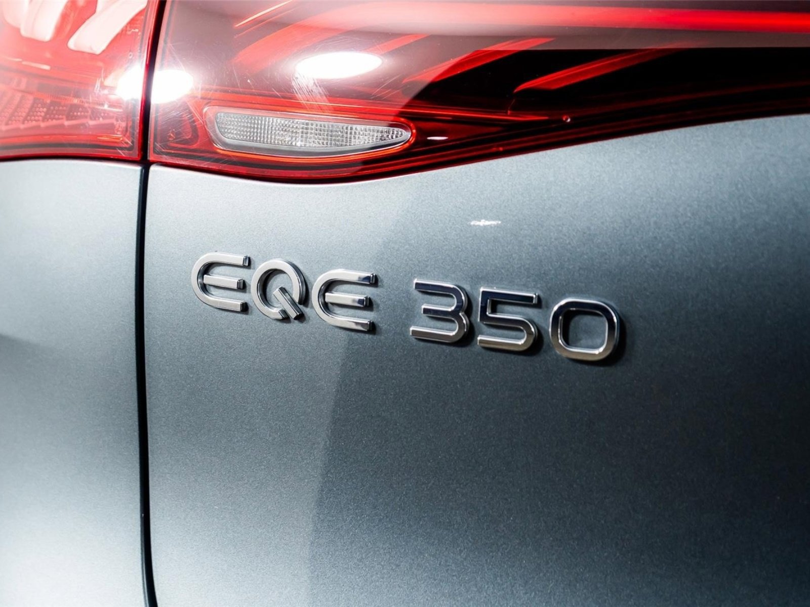 Used 2023 Mercedes-Benz EQE 350+ 4MATIC SUV image 13