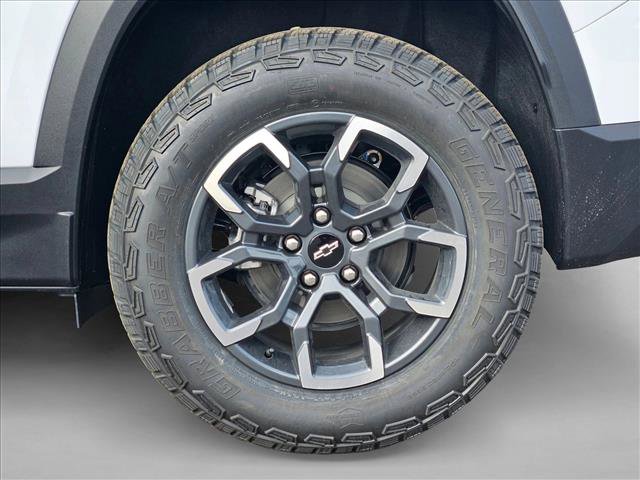 New 2026 Chevrolet Equinox ACTIV w/ Convenience Package III image 10