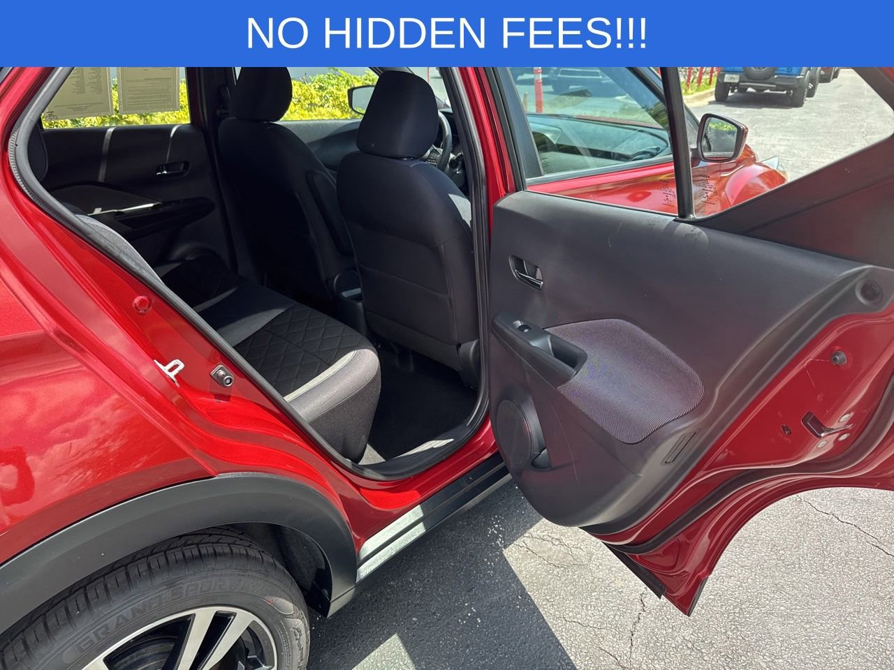 Used 2018 Nissan Kicks SV FWD image 22