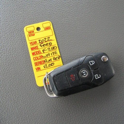 Used 2022 Ford F250 XL w/ Power Equipment Group AWD/4WD image 19