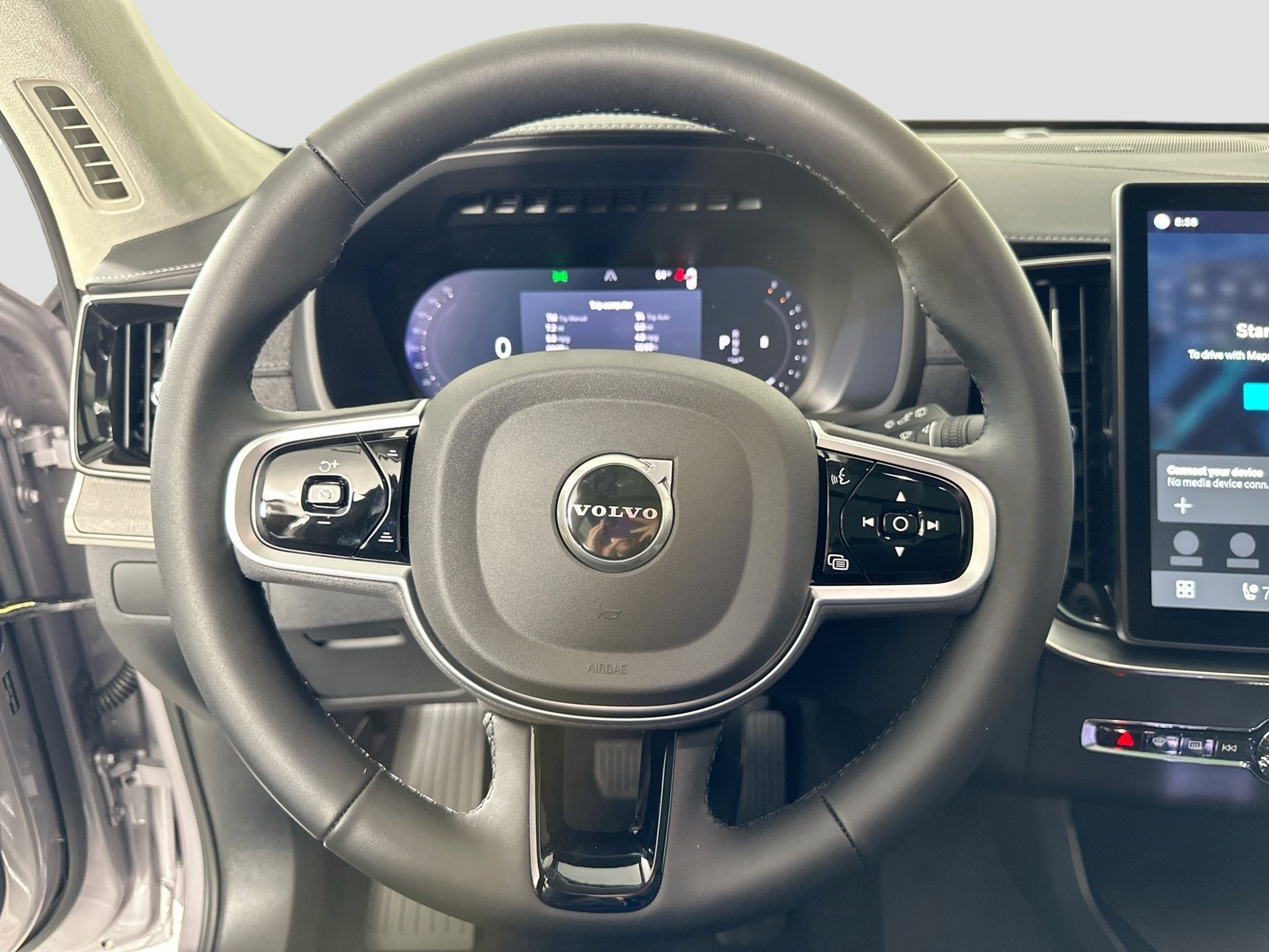 New 2026 Volvo XC90 B6 Ultra w/ Lounge Package AWD/4WD image 11