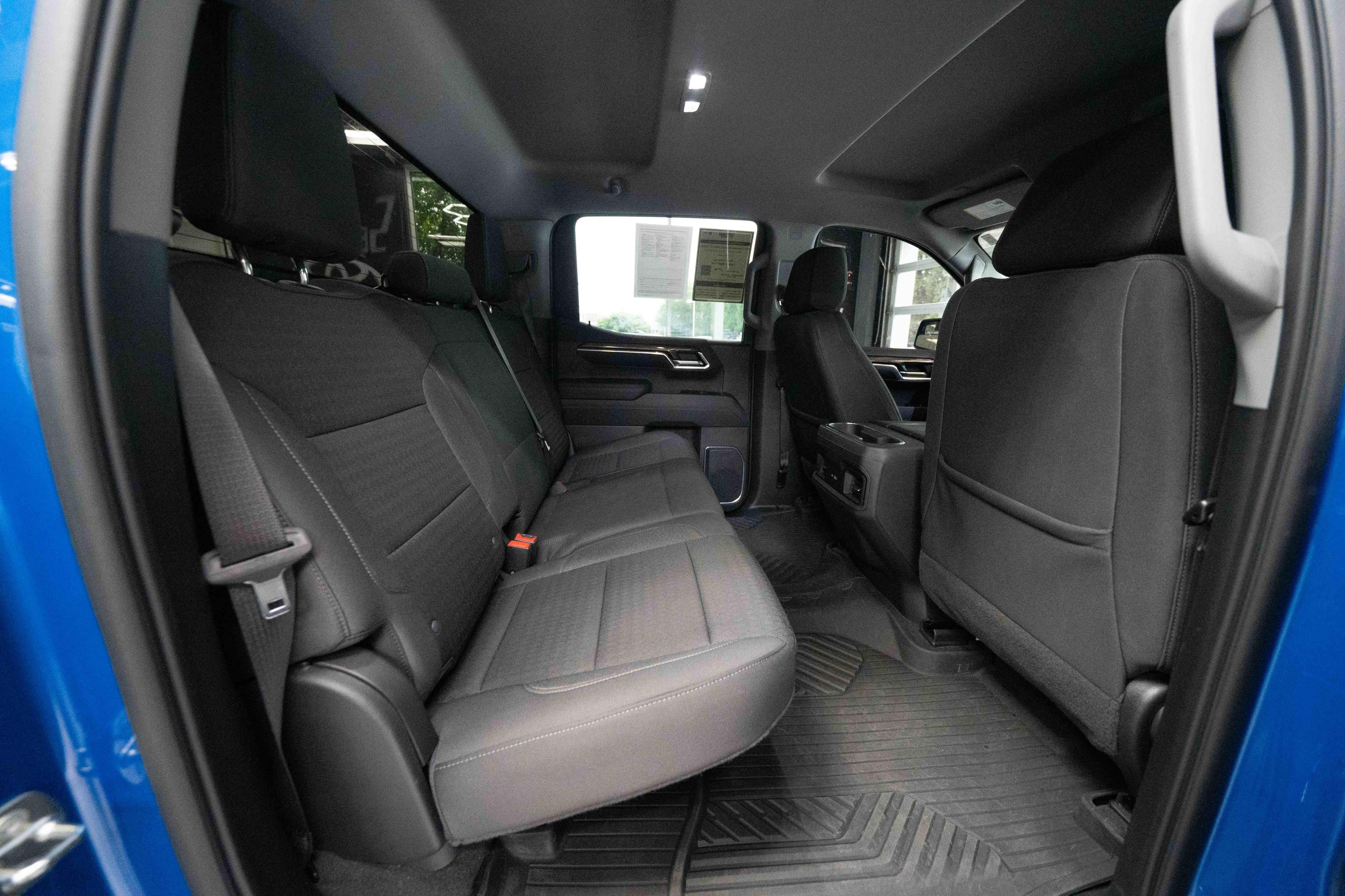 Used 2023 Chevrolet Silverado 1500 LT Trail Boss w/ Protection Package AWD/4WD image 23