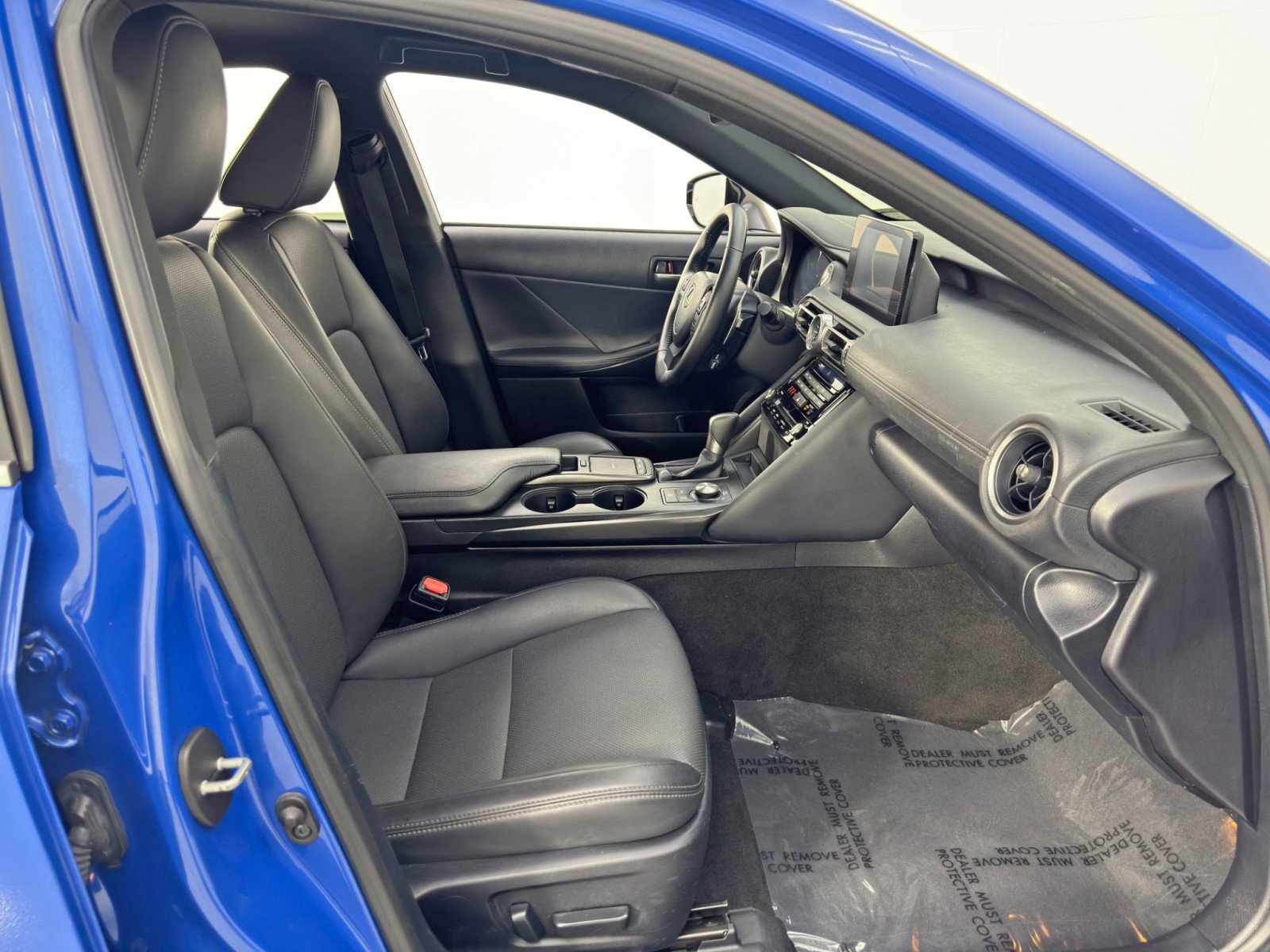 Used 2022 Lexus IS 300 w/ Accessory Package RWD image 14