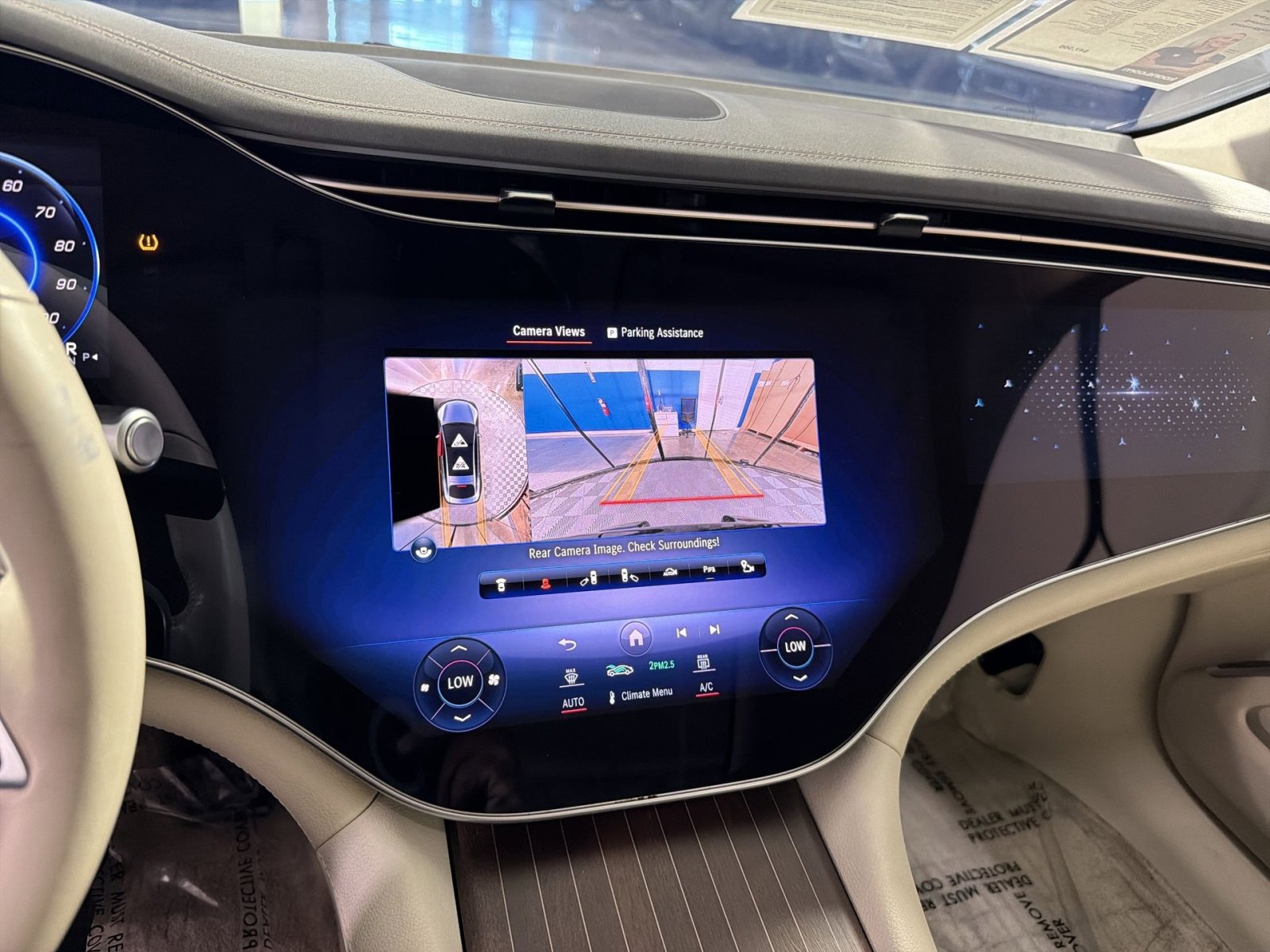 Used 2022 Mercedes-Benz EQS 580 4MATIC Sedan image 34