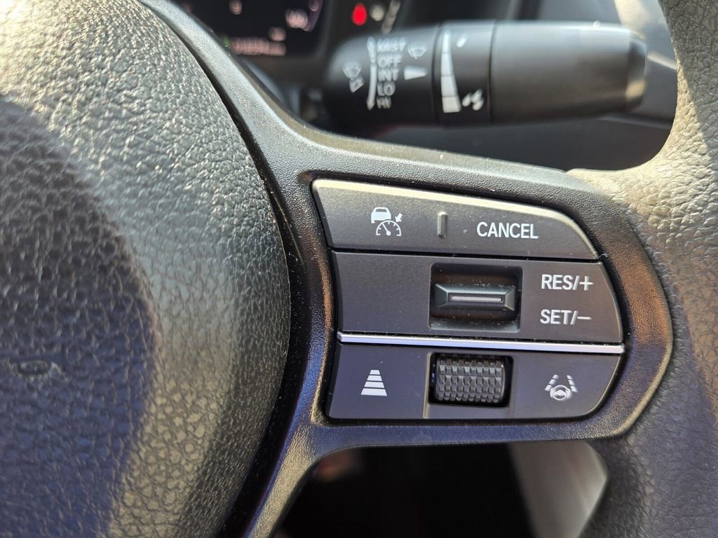 Used 2024 Honda Accord EX image 24