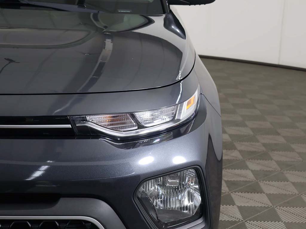 Used 2020 Kia Soul LX FWD image 11