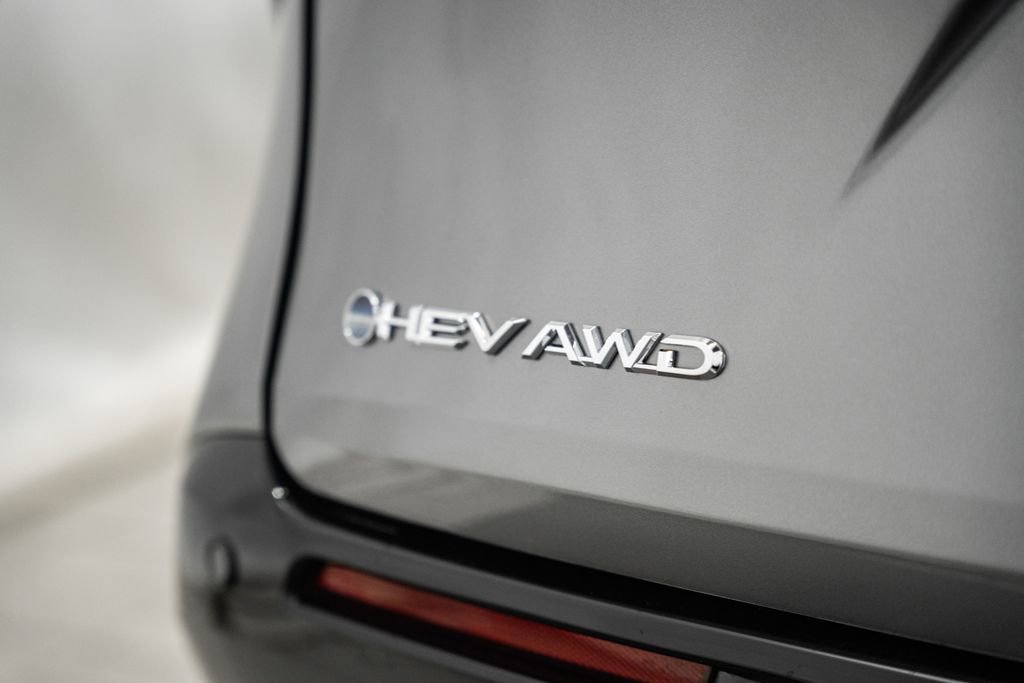 New 2026 Toyota Sienna Platinum image 8