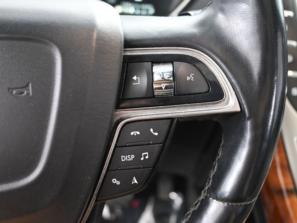 Used 2019 Lincoln Nautilus Select image 33