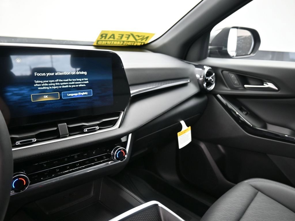 New 2026 Chevrolet Equinox LT w/ Convenience Package II image 18