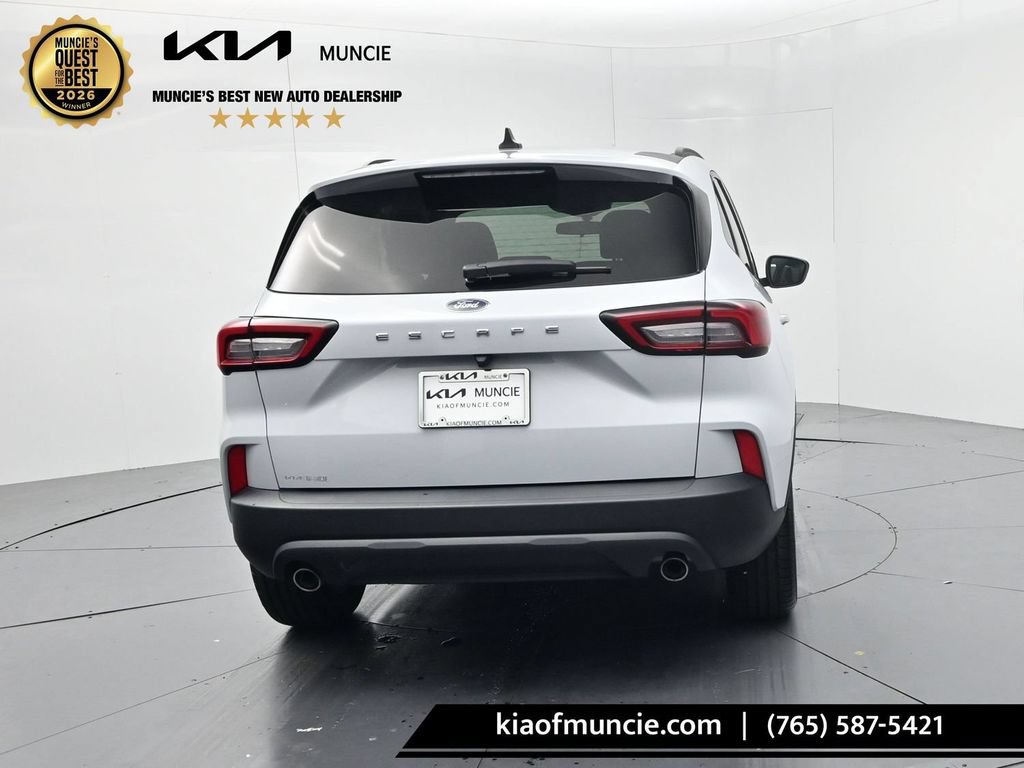 Used 2025 Ford Escape ST-Line FWD image 7