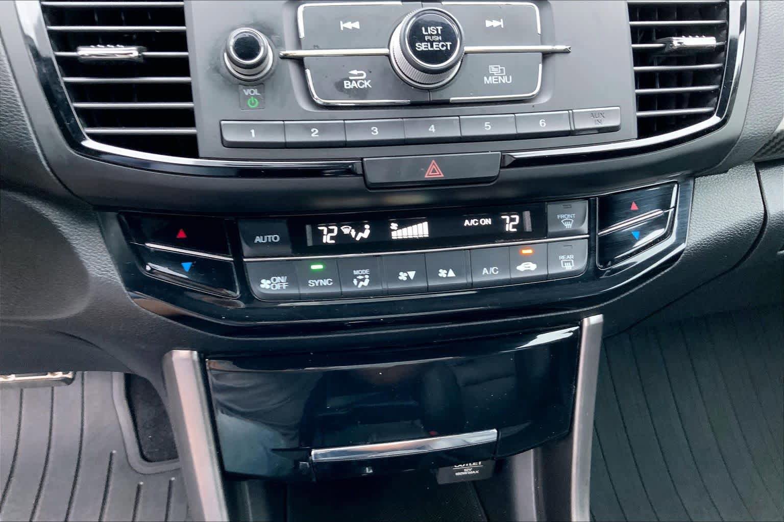 Used 2017 Honda Accord Sport Special Edition image 25