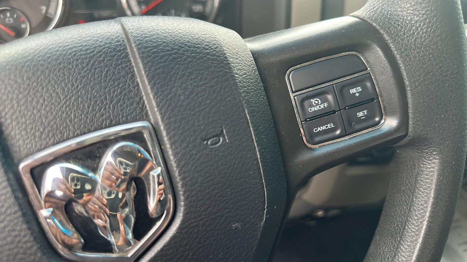 Used 2012 RAM 1500 Classic SLT image 20