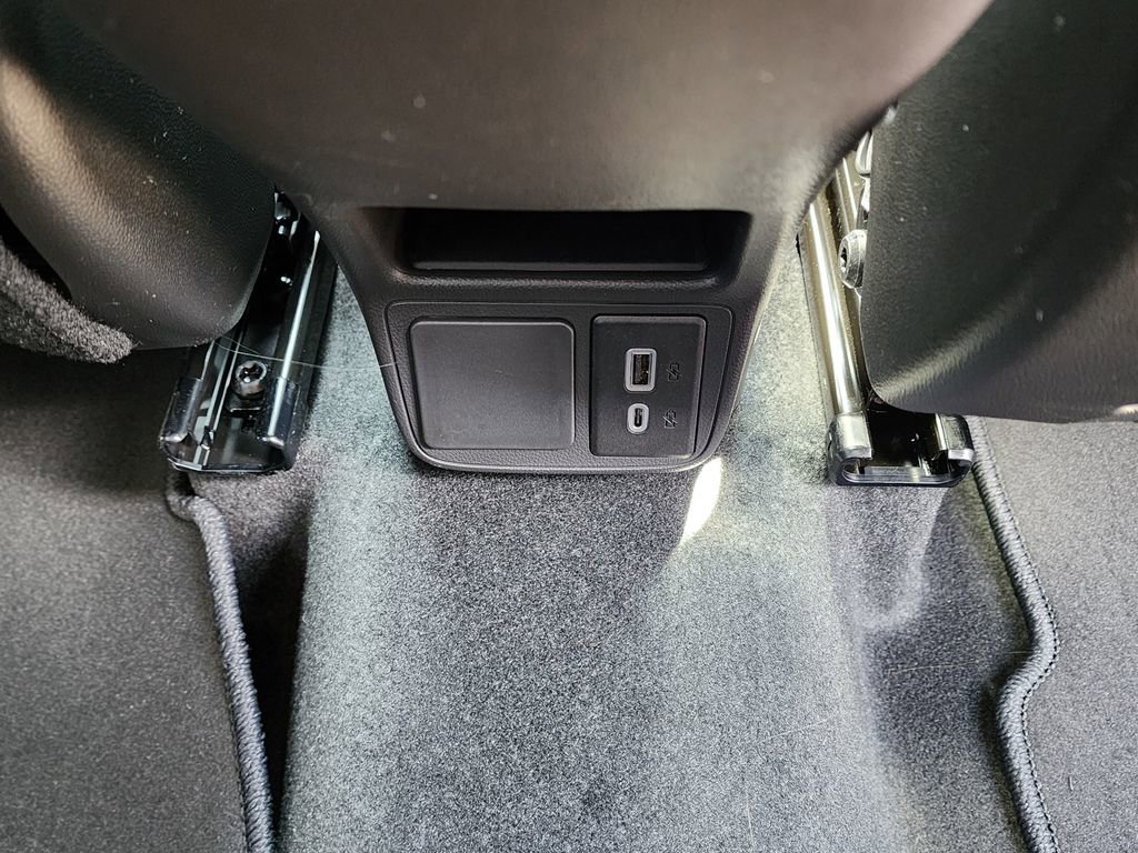 New 2026 Buick Encore GX Preferred w/ Comfort Package AWD/4WD image 44