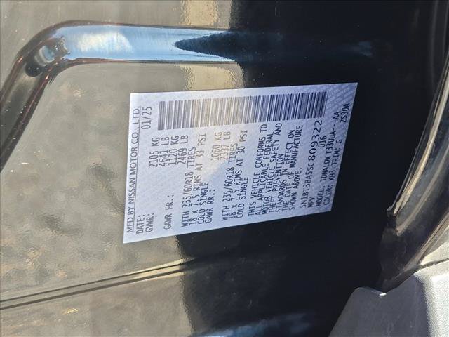 Used 2025 Nissan Rogue SV FWD image 24