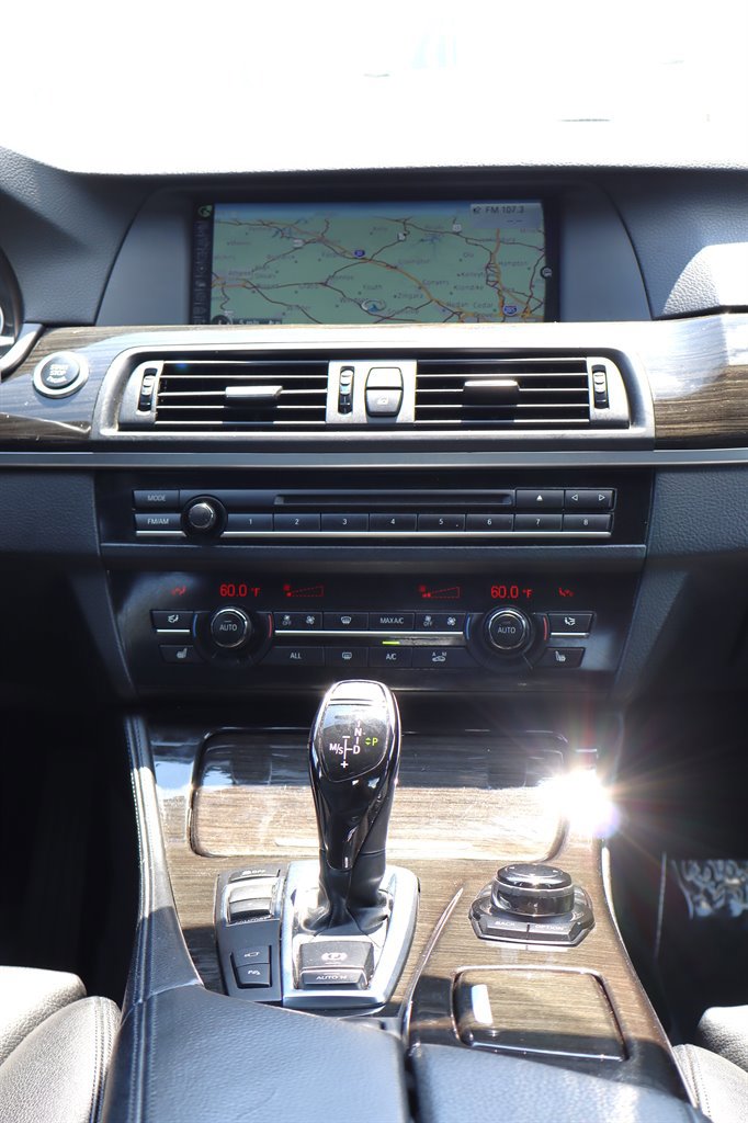Used 2013 BMW 550i Sedan RWD image 13