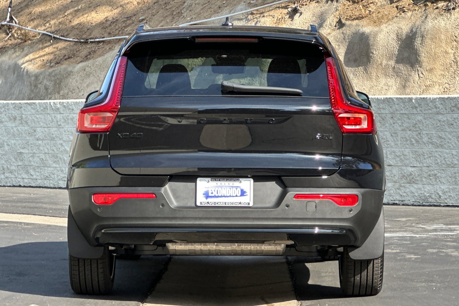 New 2026 Volvo XC40 B5 Ultra w/ Climate Package AWD/4WD image 5