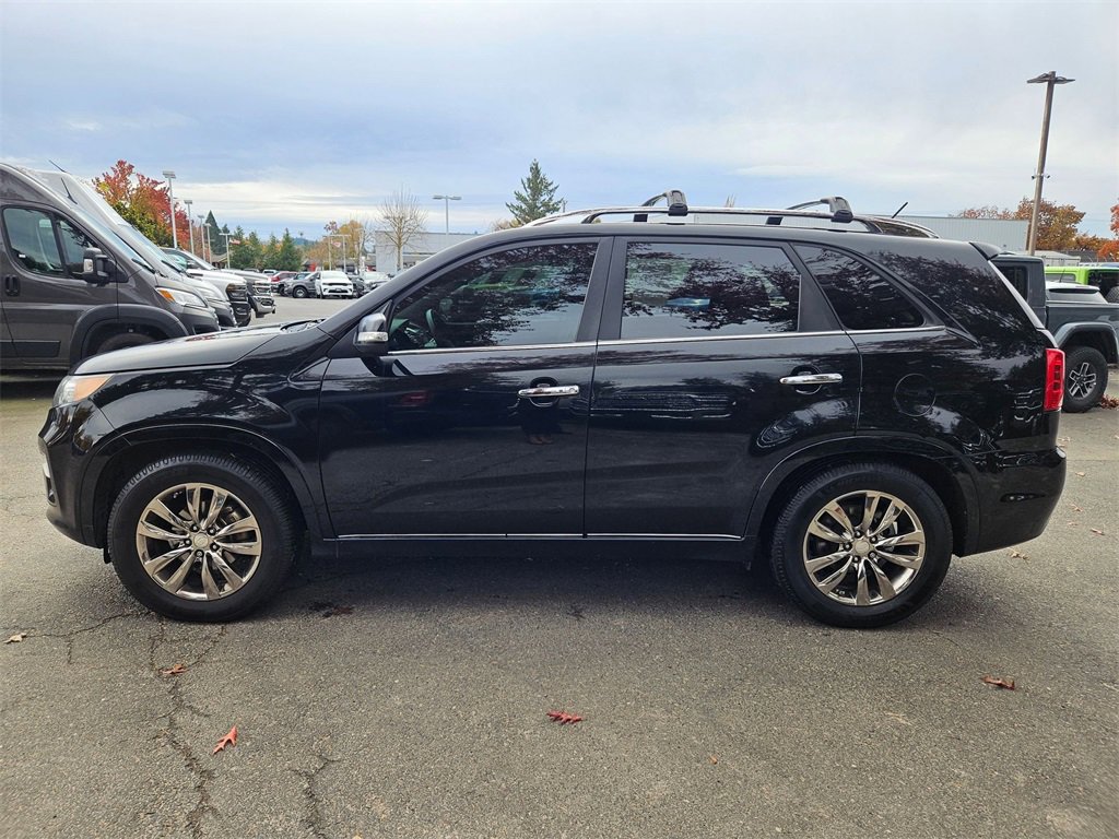 Used 2013 Kia Sorento SX w/ SX Premium Pkg image 4