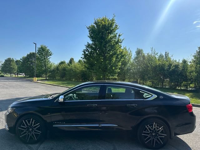 Used 2017 Chevrolet Impala Premier w/ Enhanced Convenience Package FWD image 3