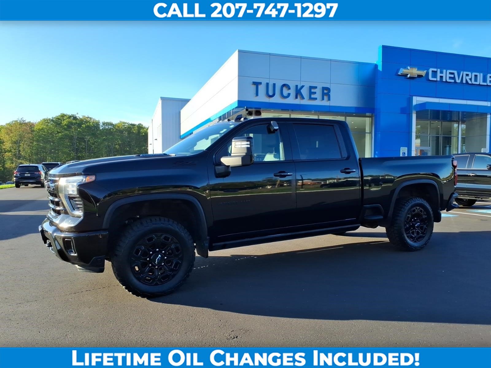 Used 2024 Chevrolet Silverado 2500 LTZ w/ LTZ Plus Package AWD/4WD image 8