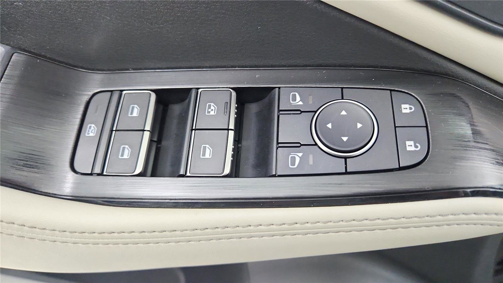 Used 2023 Nissan Rogue SL w/ SL Premium Package AWD/4WD image 12