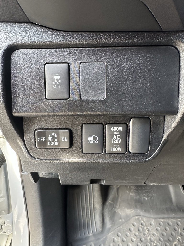 Used 2023 Toyota Tacoma image 11
