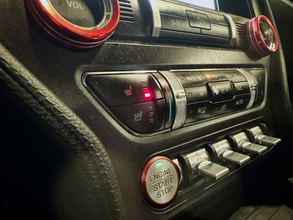 Used 2019 Ford Mustang Premium w/ Ecoboost Performance Package image 23