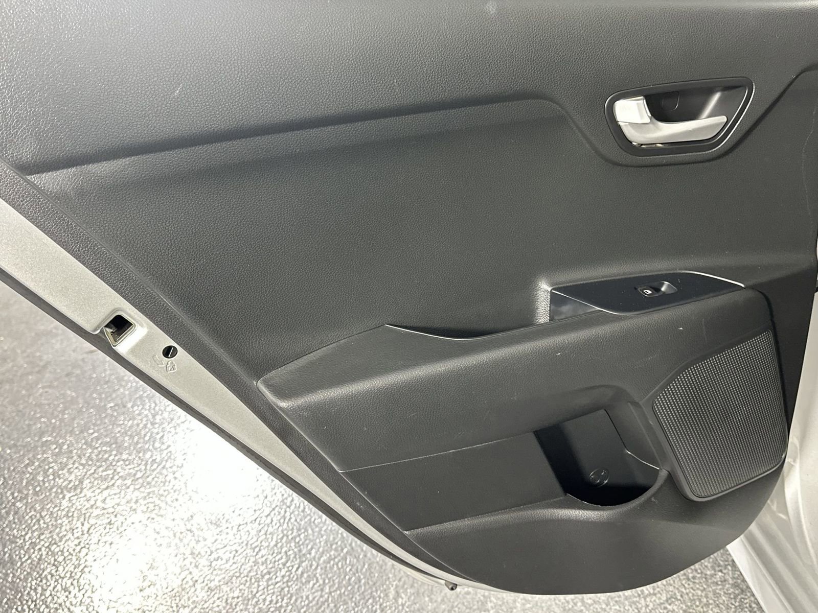 Used 2020 Kia Rio LX image 29