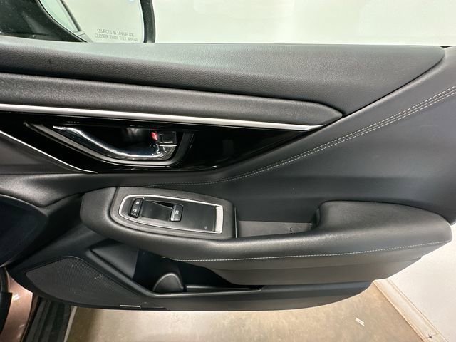 Used 2022 Subaru Outback Limited AWD/4WD image 25