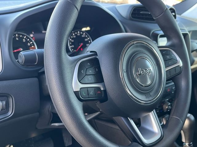 Used 2023 Jeep Renegade Latitude image 19