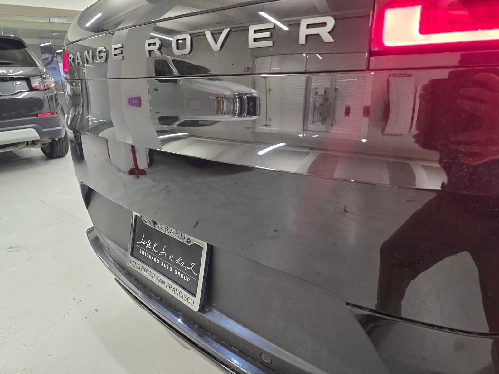 Used 2026 Land Rover Range Rover Sport SE image 15