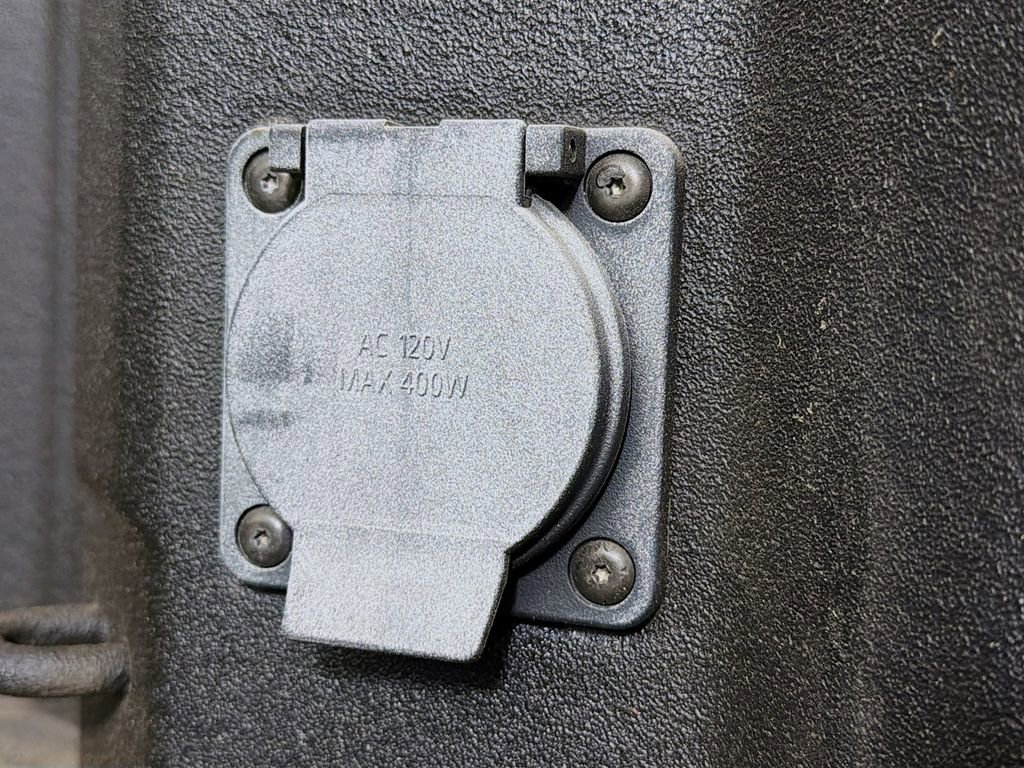 Used 2023 GMC Sierra 1500 AT4 w/ AT4 Preferred Package image 38