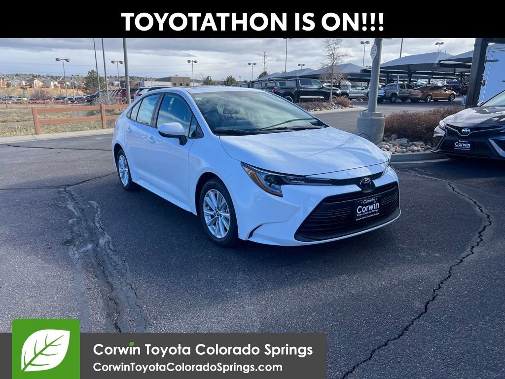 New 2024 Toyota Corolla LE