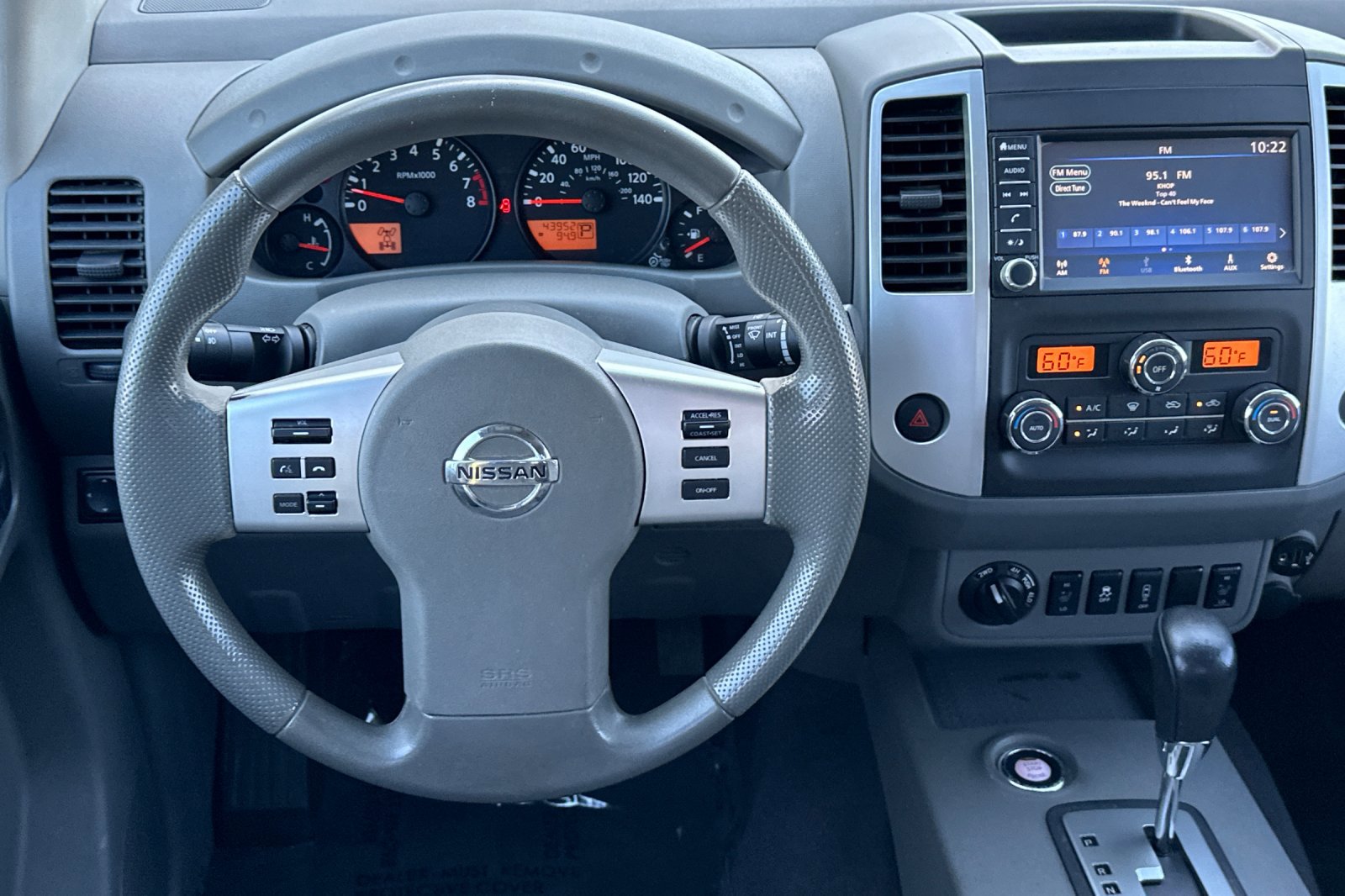 Used 2021 Nissan Frontier SV w/ Midnight Edition Floor Mats image 14