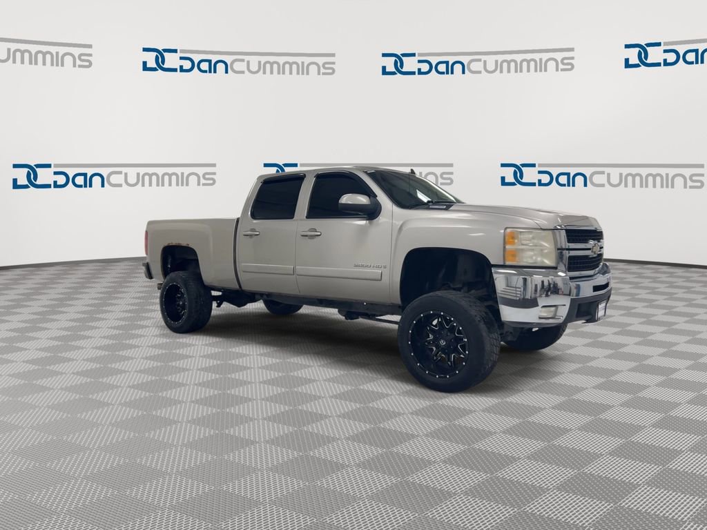 Used 2008 Chevrolet Silverado 2500 LTZ w/ Suspension Package, Off-Road image 2