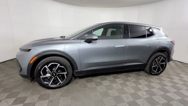 Used 2025 Chevrolet Equinox EV LT FWD image 9