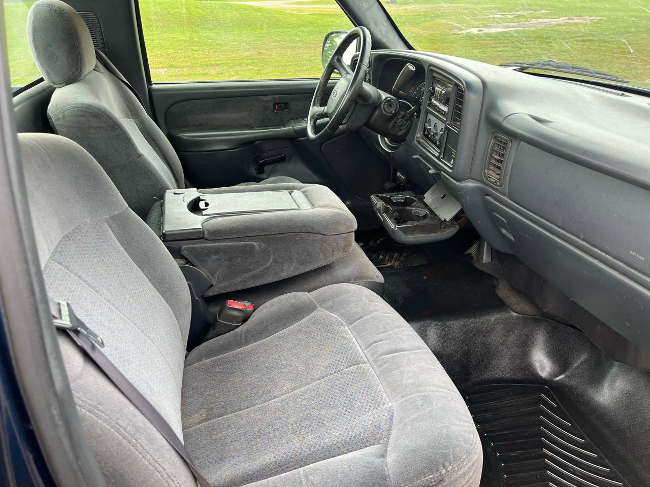 Used 2000 Chevrolet Silverado 1500 LS image 10