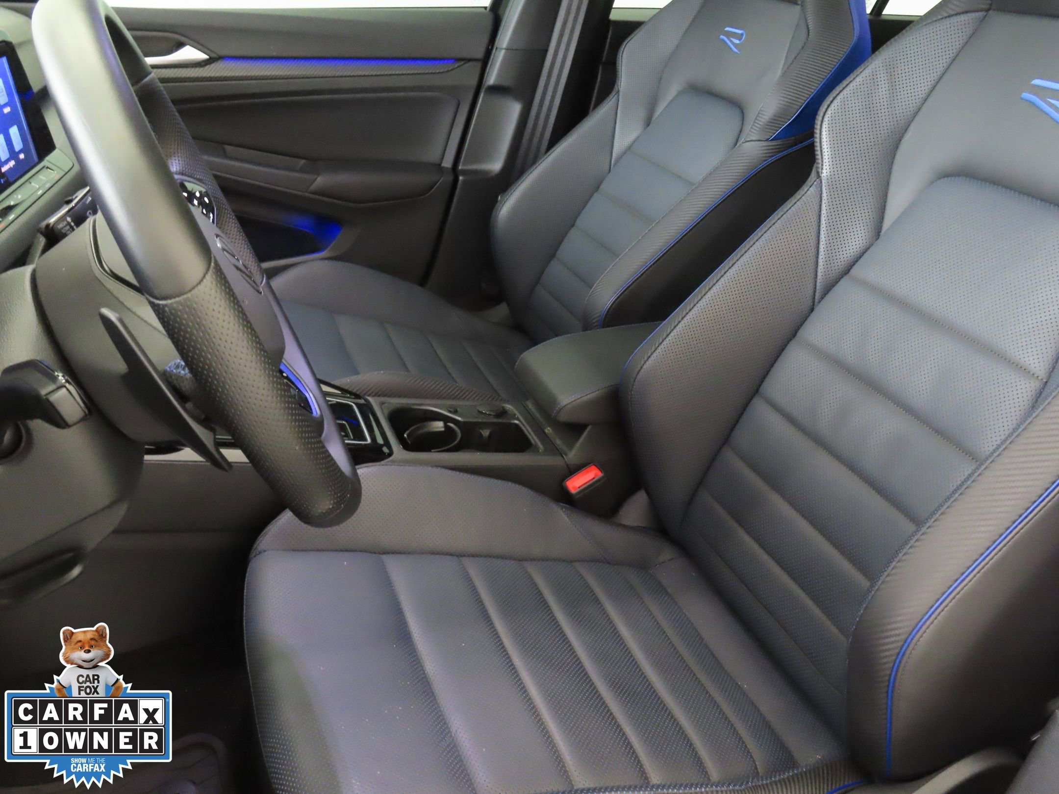 Certified 2023 Volkswagen Golf R image 12