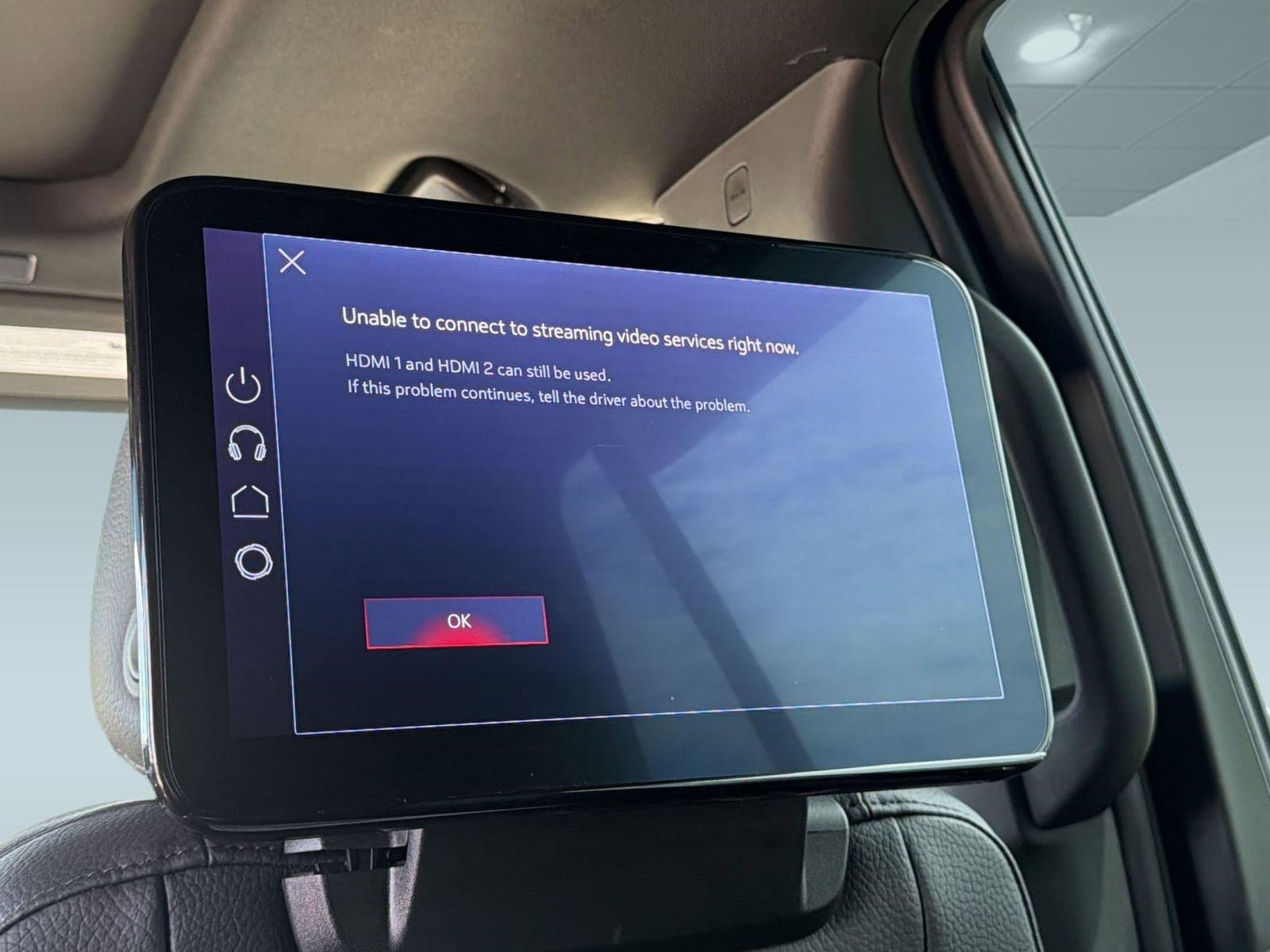 Used 2025 GMC Yukon Denali w/ Denali Reserve Package image 33