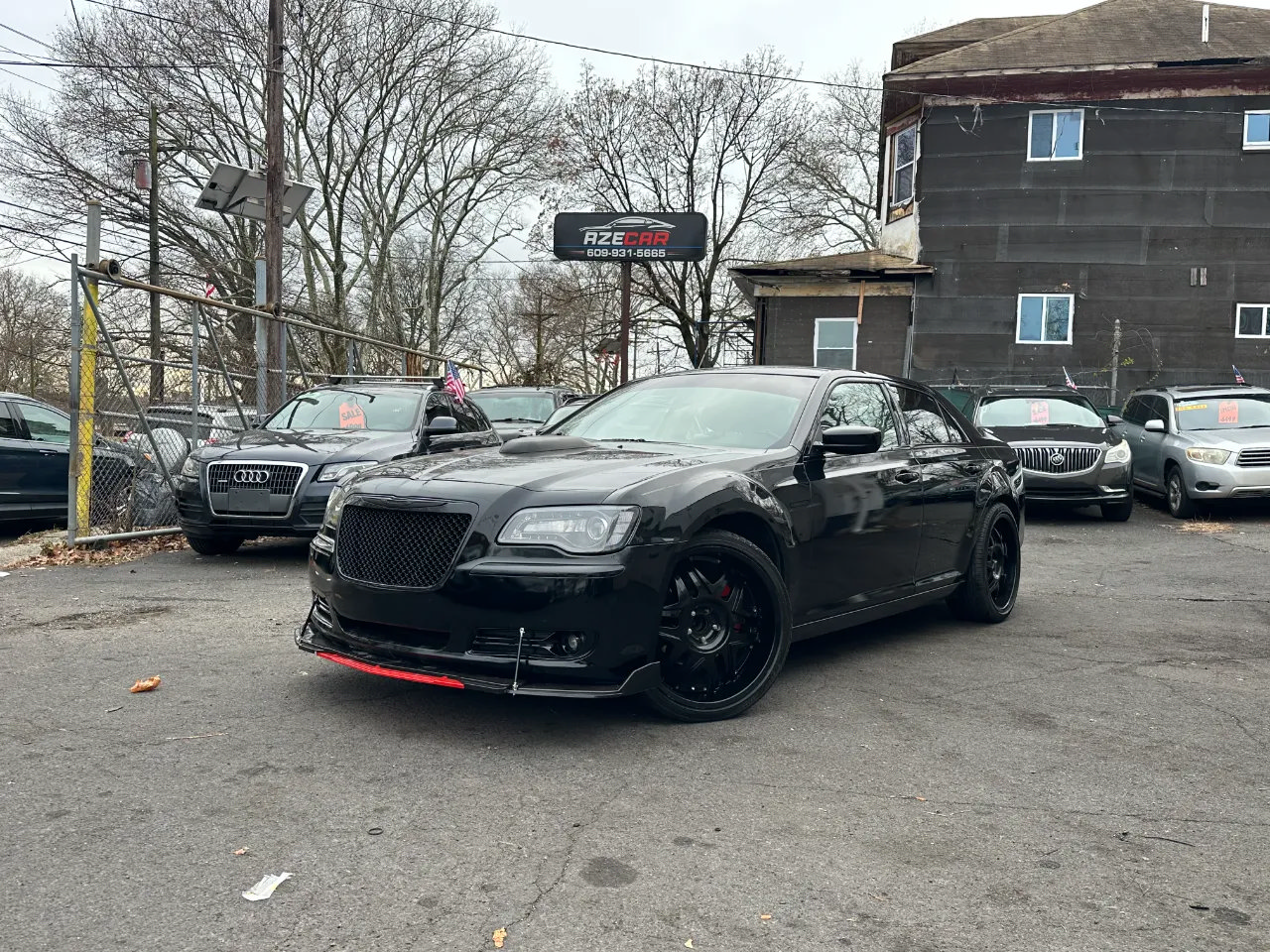 Used 2014 Chrysler 300 C RWD image 4