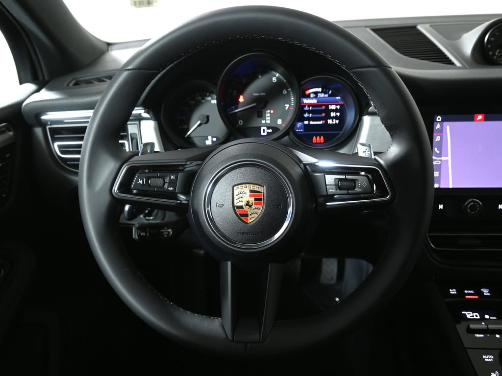 New 2026 Porsche Macan AWD/4WD image 18