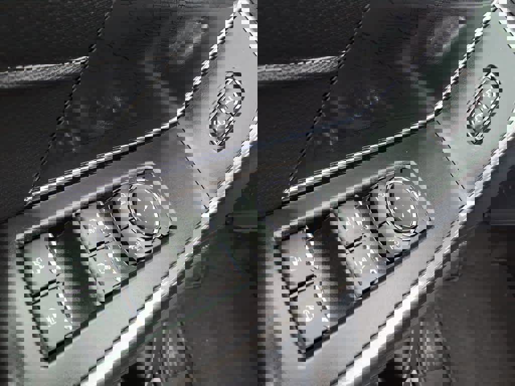 Certified 2022 Ford F150 XLT w/ Equipment Group 302A High image 19