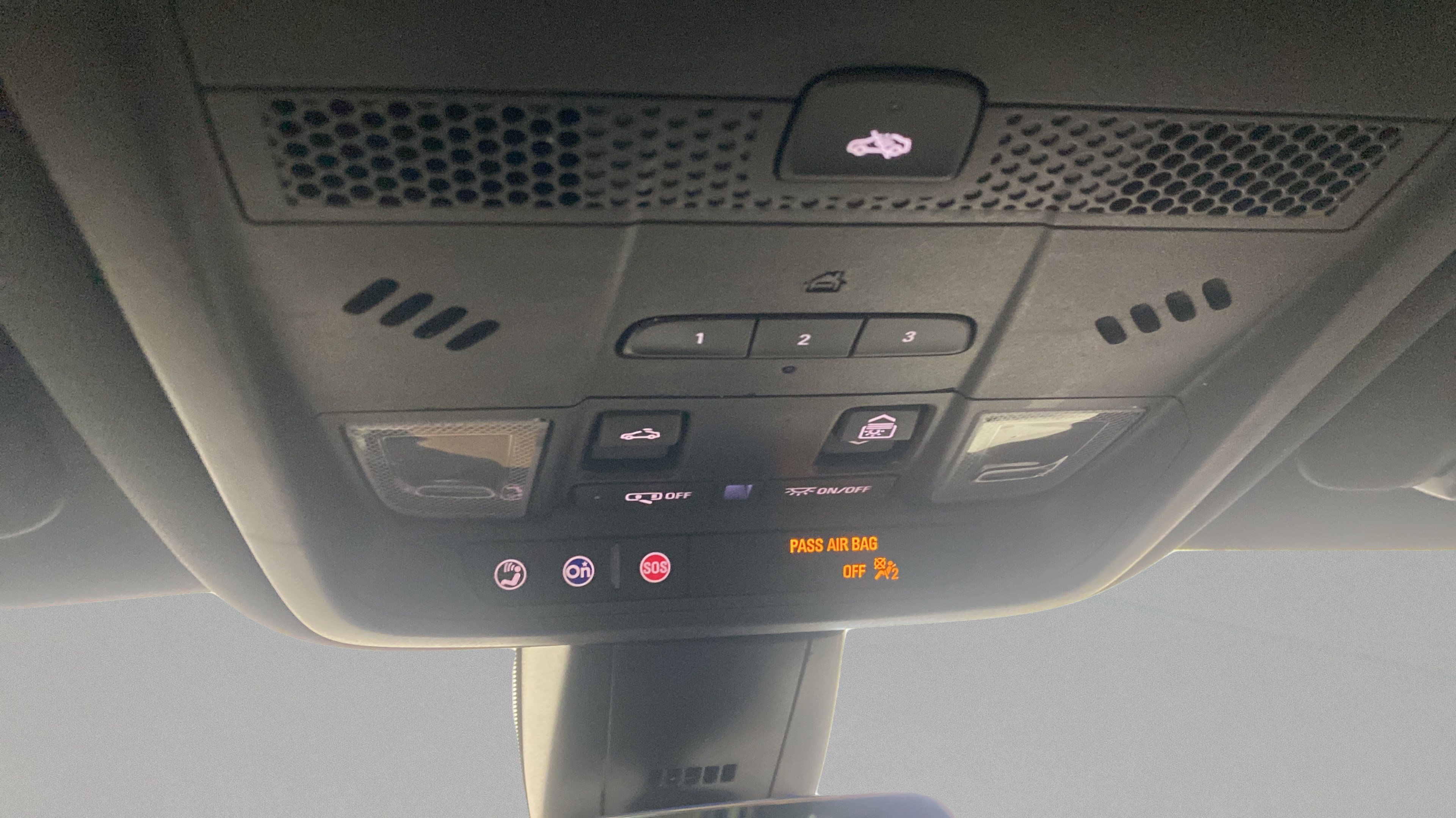Used 2020 Cadillac XT6 Premium Luxury FWD image 18