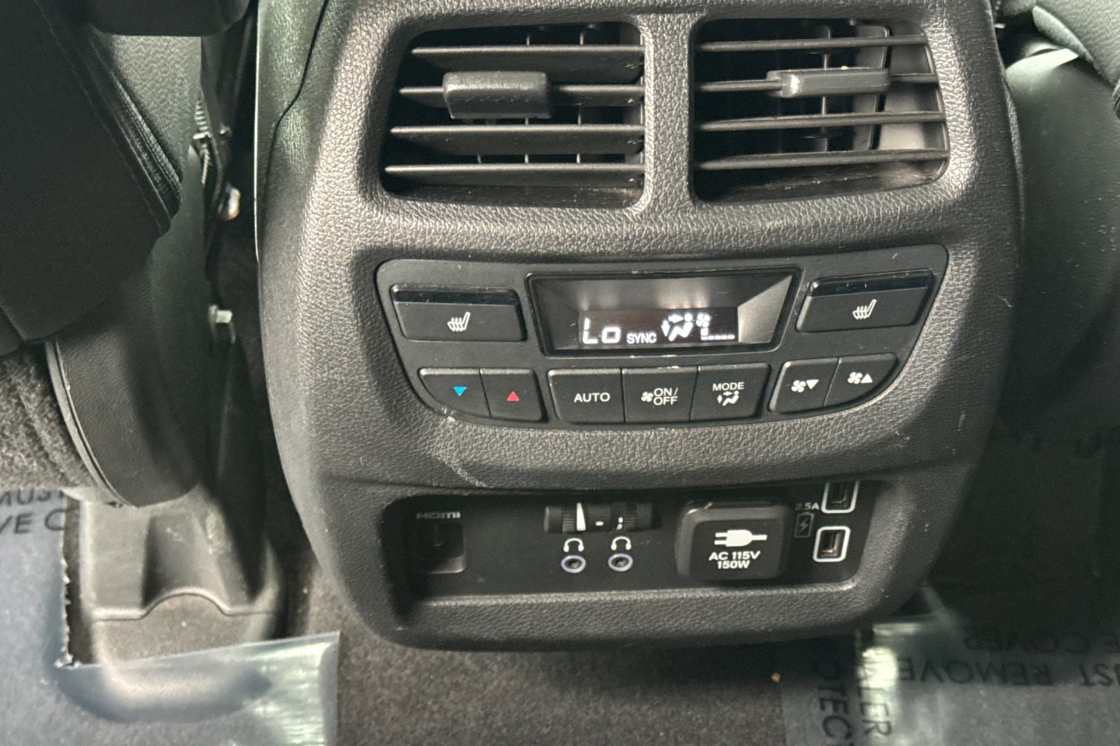 Used 2020 Honda Pilot Touring image 16