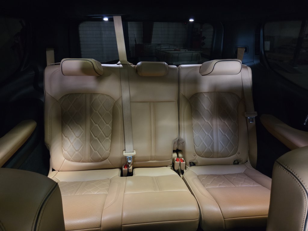 Used 2023 Jeep Grand Wagoneer Series III AWD/4WD image 54