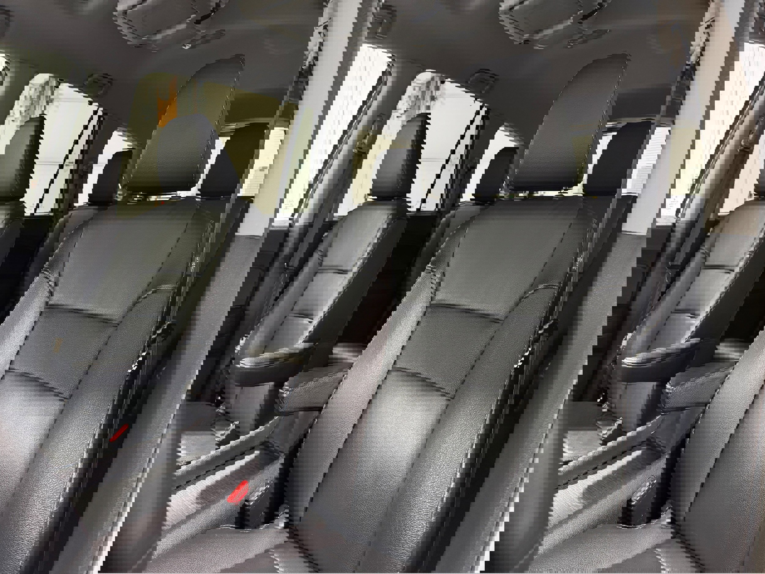 Used 2022 Honda Pilot Touring image 6