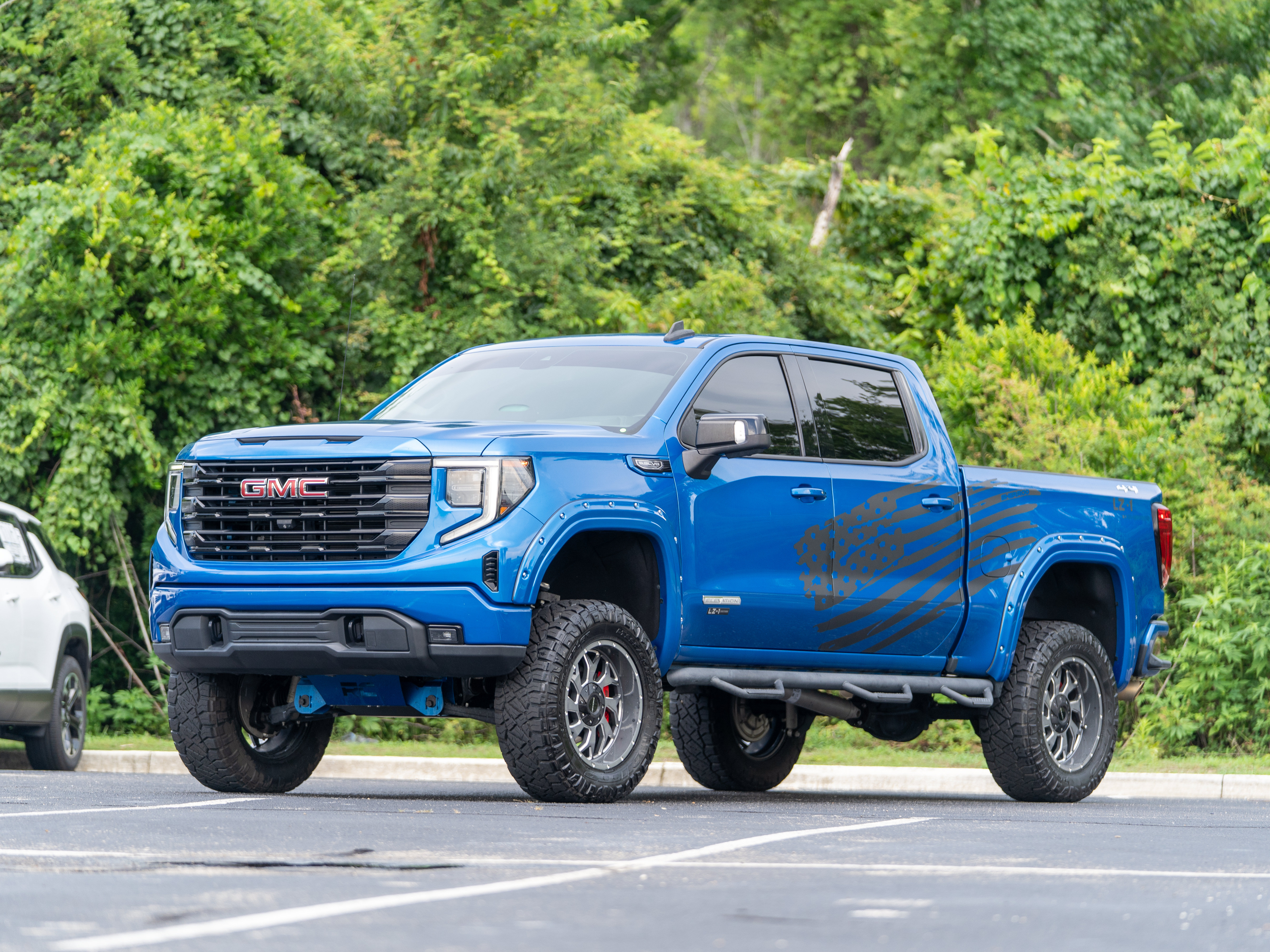 Used 2022 GMC Sierra 1500 Elevation w/ Preferred Package AWD/4WD image 41