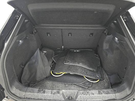 Used 2022 Volkswagen ID.4 Pro AWD/4WD image 9