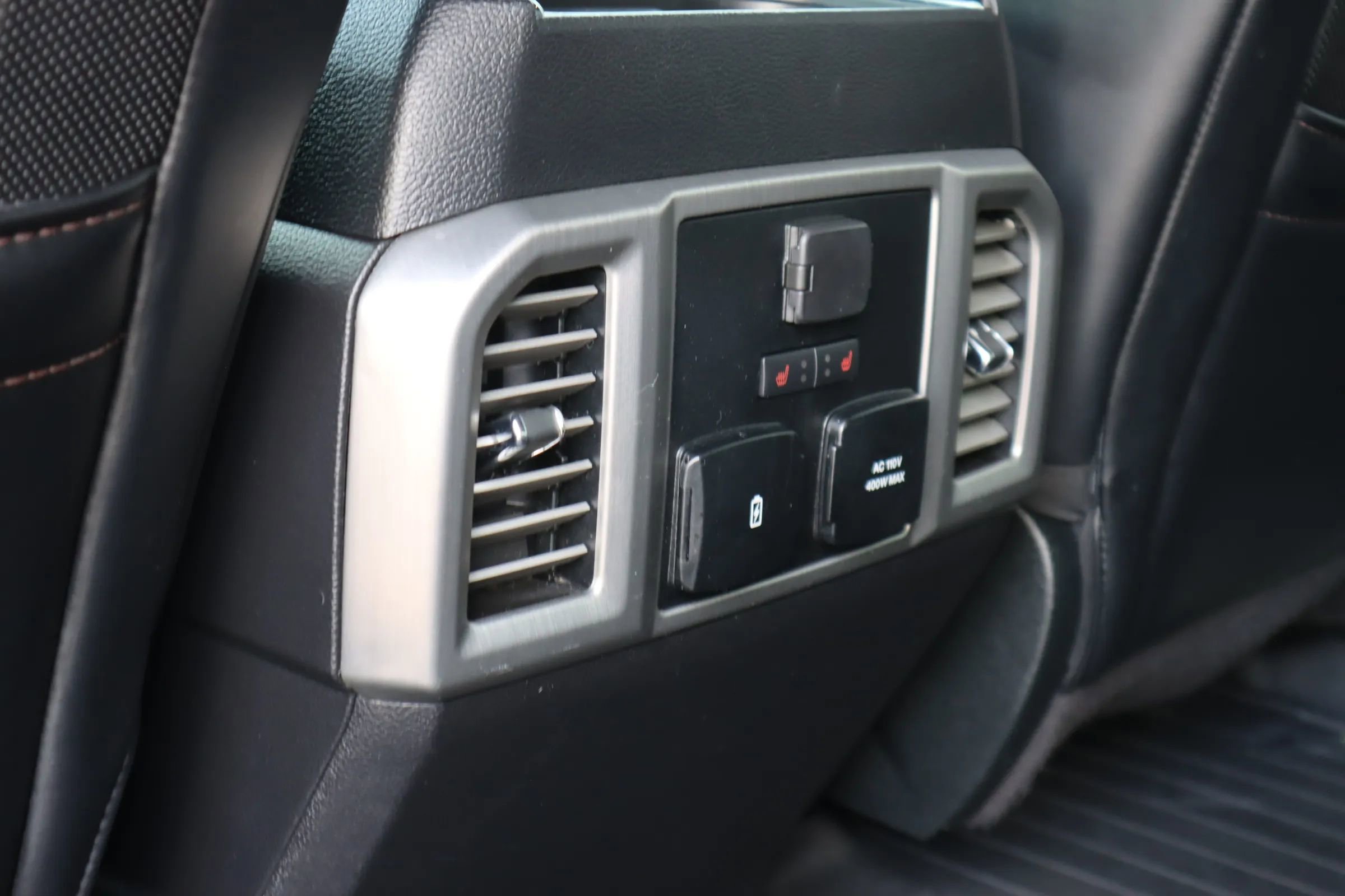 Used 2019 Ford F450 Platinum w/ Platinum Ultimate Package image 28