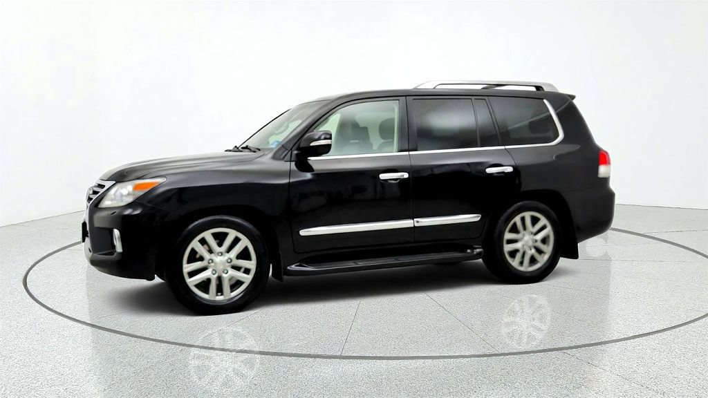 Used 2013 Lexus LX 570 4WD w/ Luxury Pkg image 8