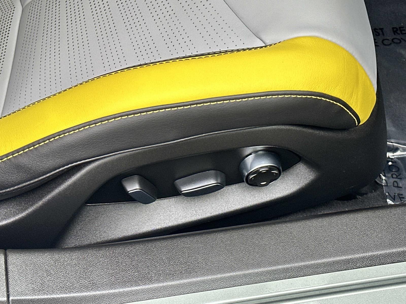 Used 2022 Chevrolet Corvette Stingray Premium Conv image 26